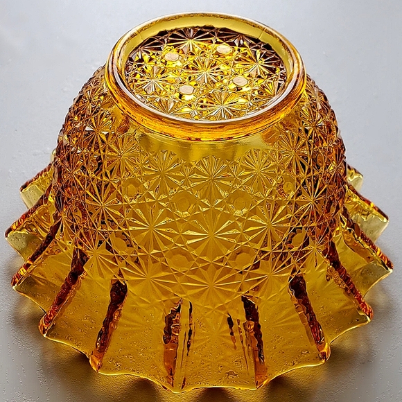Vntg "Daisy and Button" Amber 6" Bowl by L.E. Smith Glass - Picture 9 of 10